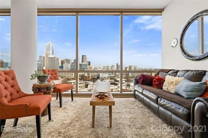 315 Arlington Ave #1401 - Photo 2 of 43