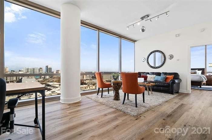 315 Arlington Ave #1401 - Photo 7 of 43