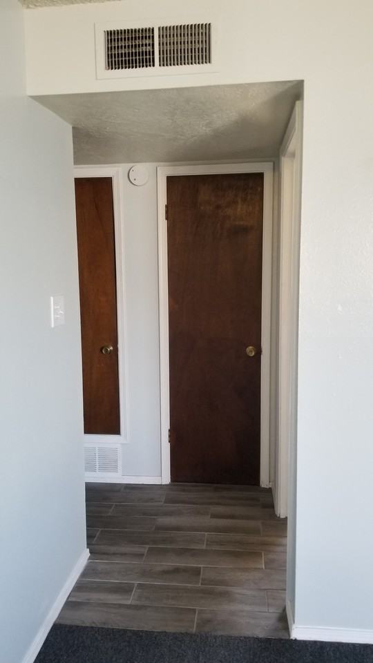 2921 Muriel St Ne #1 - Photo 3 of 6