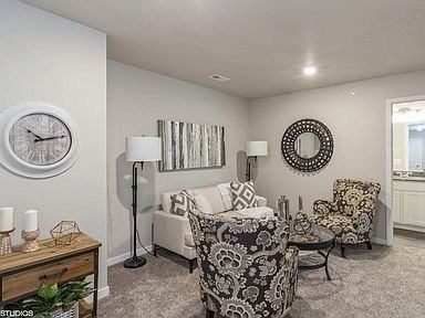 856 Ne Larkspur Ave #1 - Photo 7 of 15
