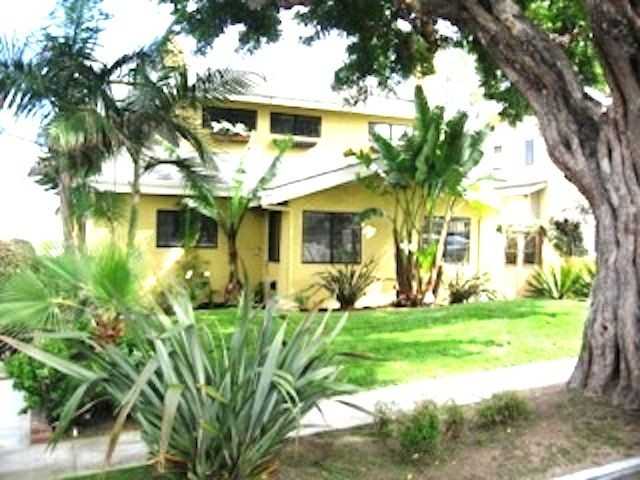 416 Virginia St - Photo 6 of 50