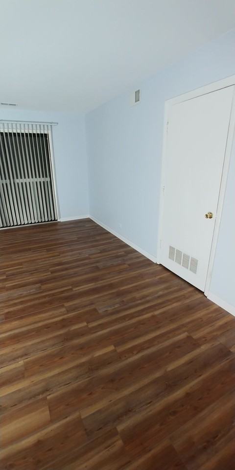 1968 Kenilworth Cir #F - Photo 3 of 19