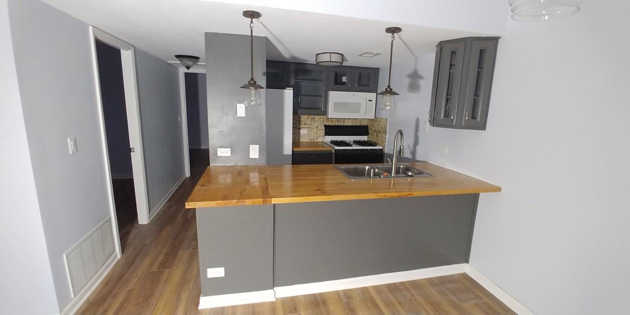 1968 Kenilworth Cir #F - Photo 5 of 19