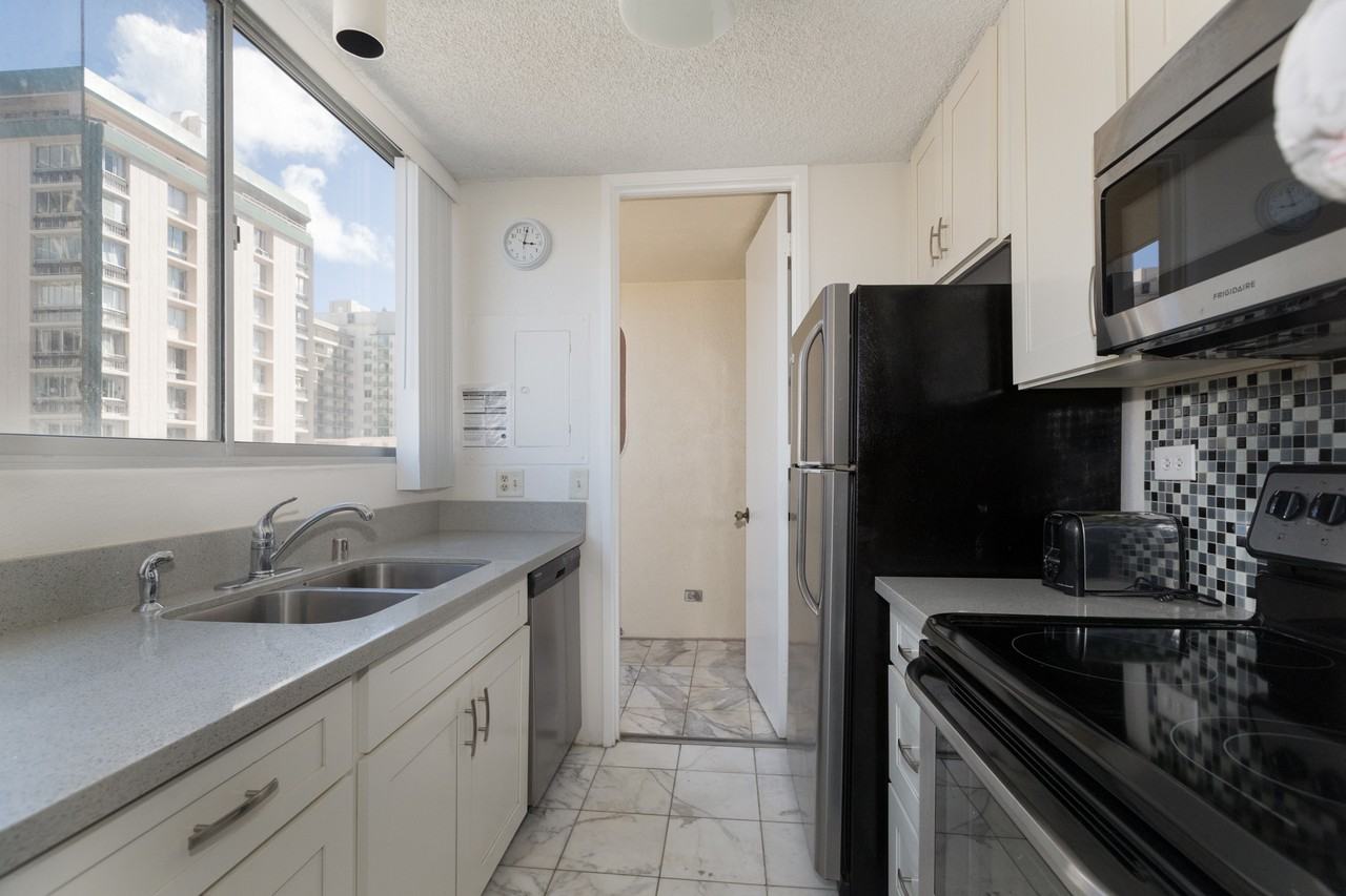 444 Nahua St #1005 - Photo 4 of 19