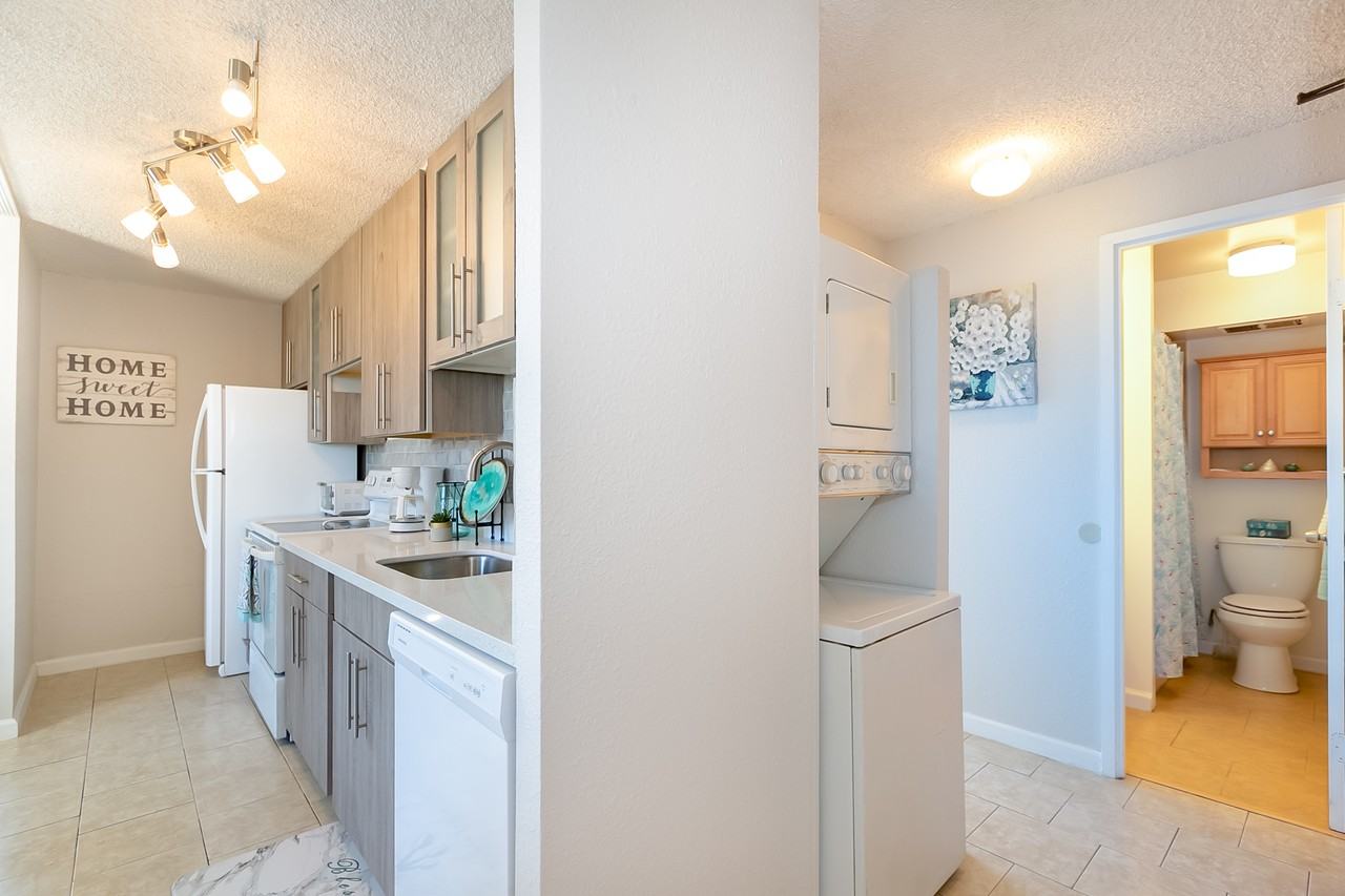 2421 Tusitala St #902 - Photo 6 of 19