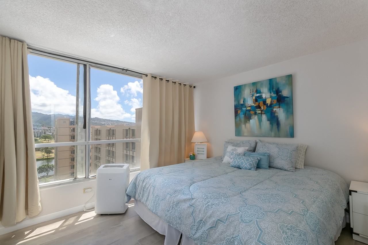 2421 Tusitala St #902 - Photo 7 of 19