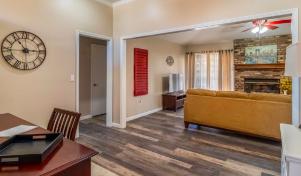 6308 S 1st Pl #NA - Photo 3 of 23