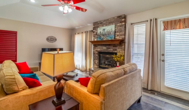 6308 S 1st Pl #NA - Photo 2 of 23