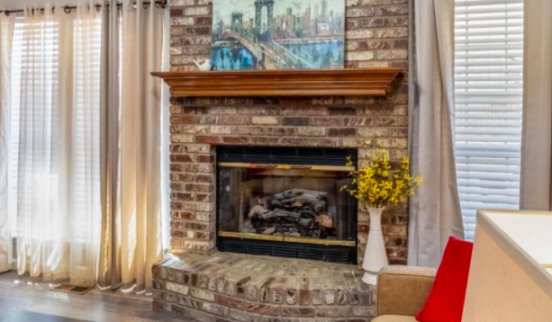 6308 S 1st Pl #NA - Photo 4 of 23