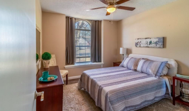 6308 S 1st Pl #NA - Photo 5 of 23