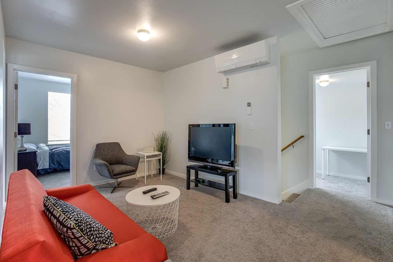 3901 S Angel Pl #A - Photo 4 of 9