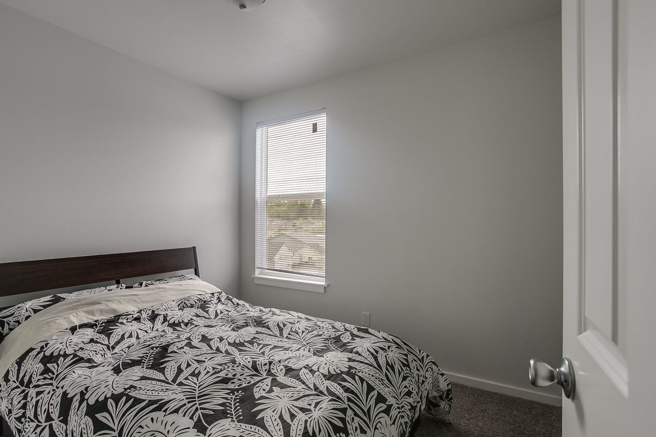 3901 S Angel Pl #A - Photo 7 of 9
