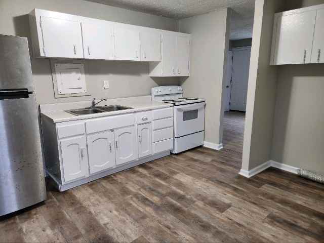 165 Latimer Rd #167 - Photo 3 of 17