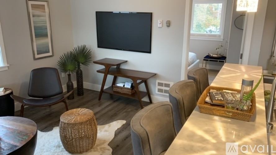 2229 Colby Ave #203 - Photo 6 of 15