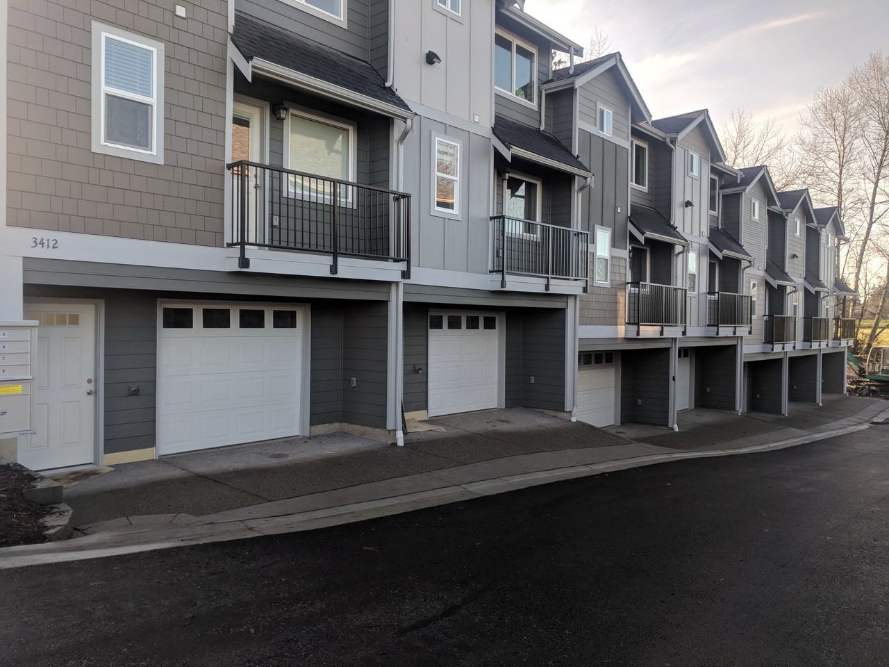 3412 S G St #NA - Photo 2 of 8