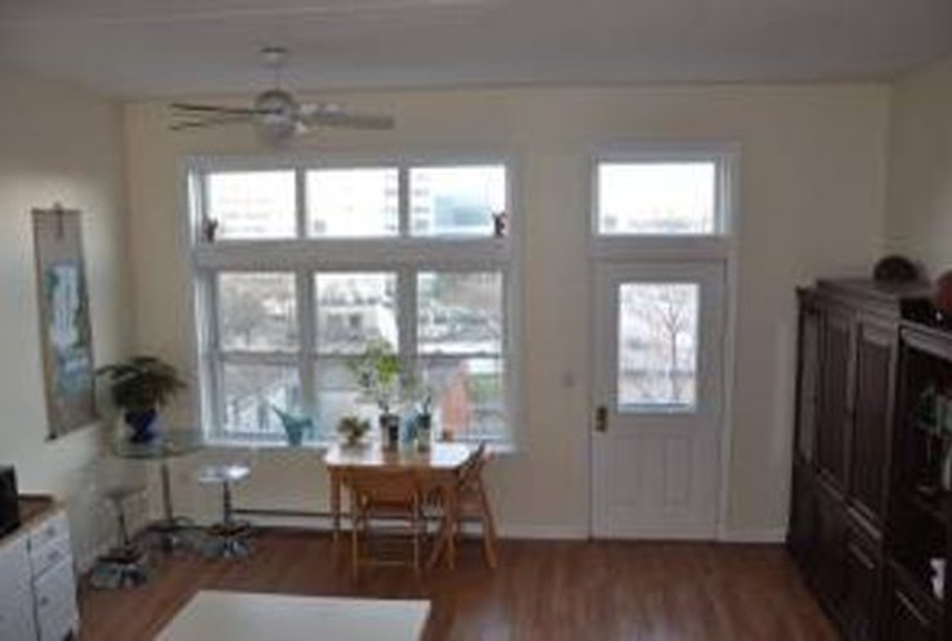 38 Ellingwood St #1 - Photo 4 of 4