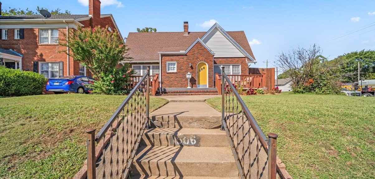 1506 S Florence Pl #NA - Photo 3 of 47