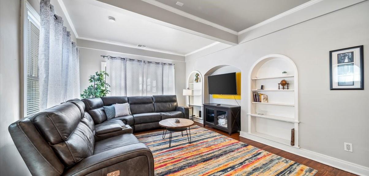 1506 S Florence Pl #NA - Photo 6 of 47