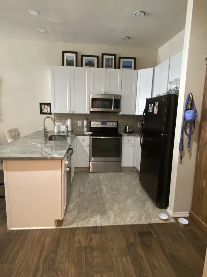 2918 Ranch Road 620 N #204 - Photo 2 of 22