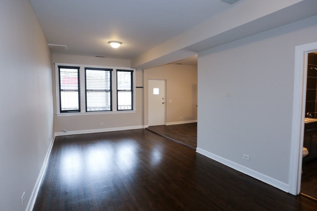 4655 N Lincoln Ave #4655-2 - Photo 2 of 16