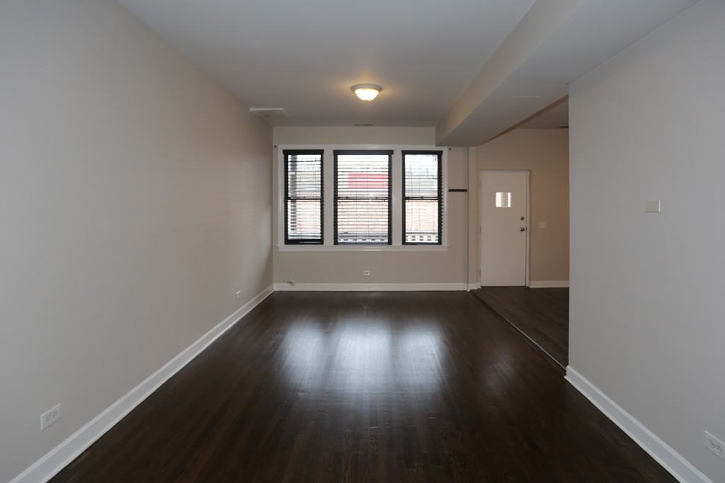 4655 N Lincoln Ave #4655-2 - Photo 4 of 16