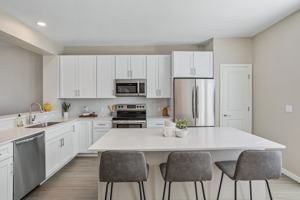 featured image of 1850 S Quebec Way