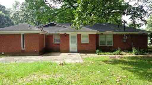 5706 Sleepy Woods Cove - Photo 2 of 9