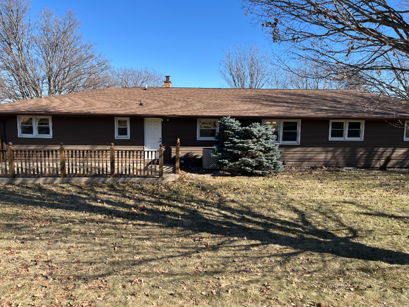 2317 Maplewood Dr - Photo 3 of 21