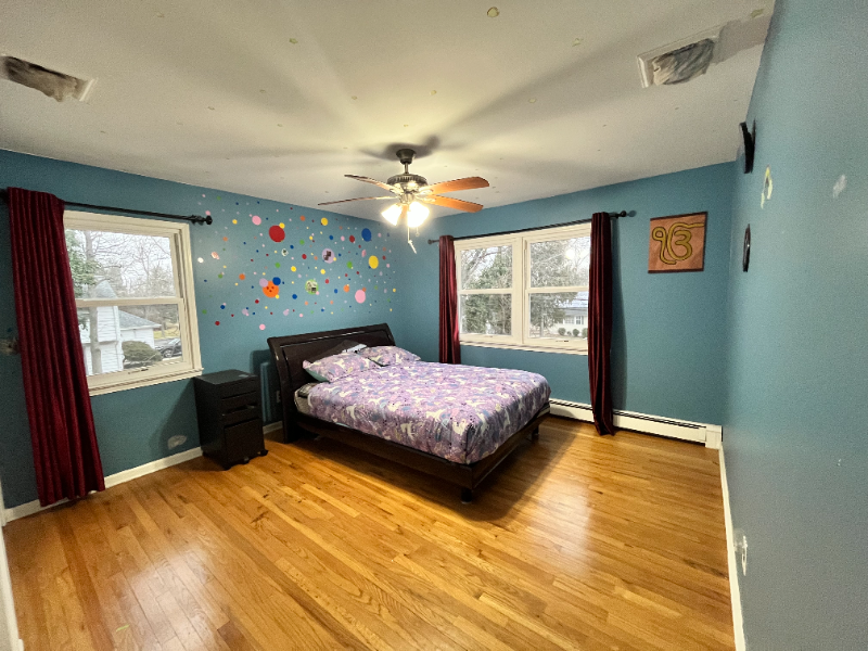 653 Grove Ave - Photo 3 of 37