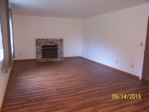 1197 Dawson Dr - Photo 3 of 6