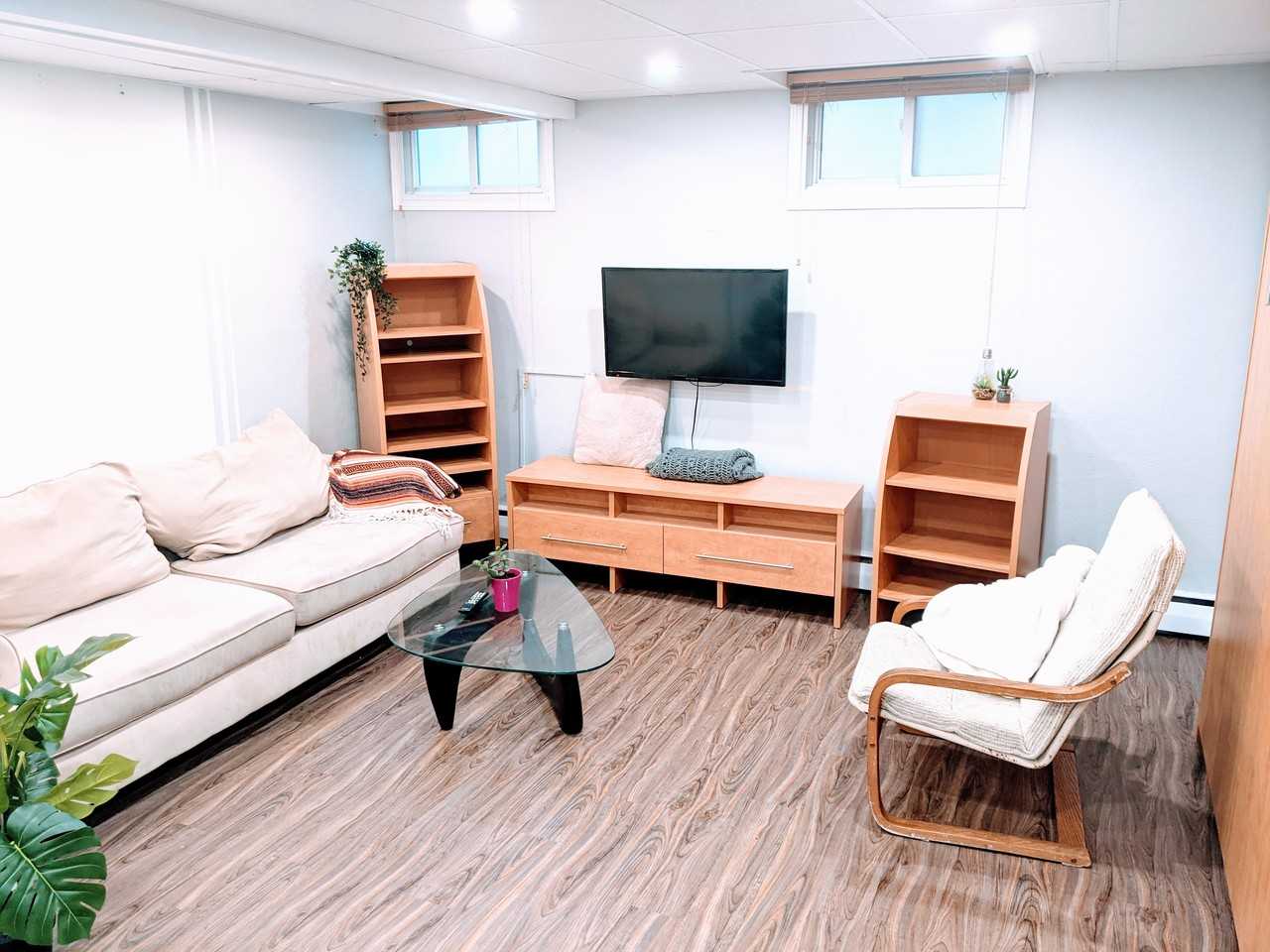 Rue Millar - Photo 2 of 18