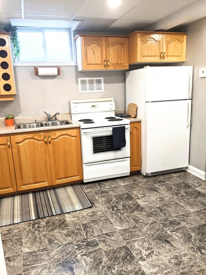 Rue Millar - Photo 3 of 18