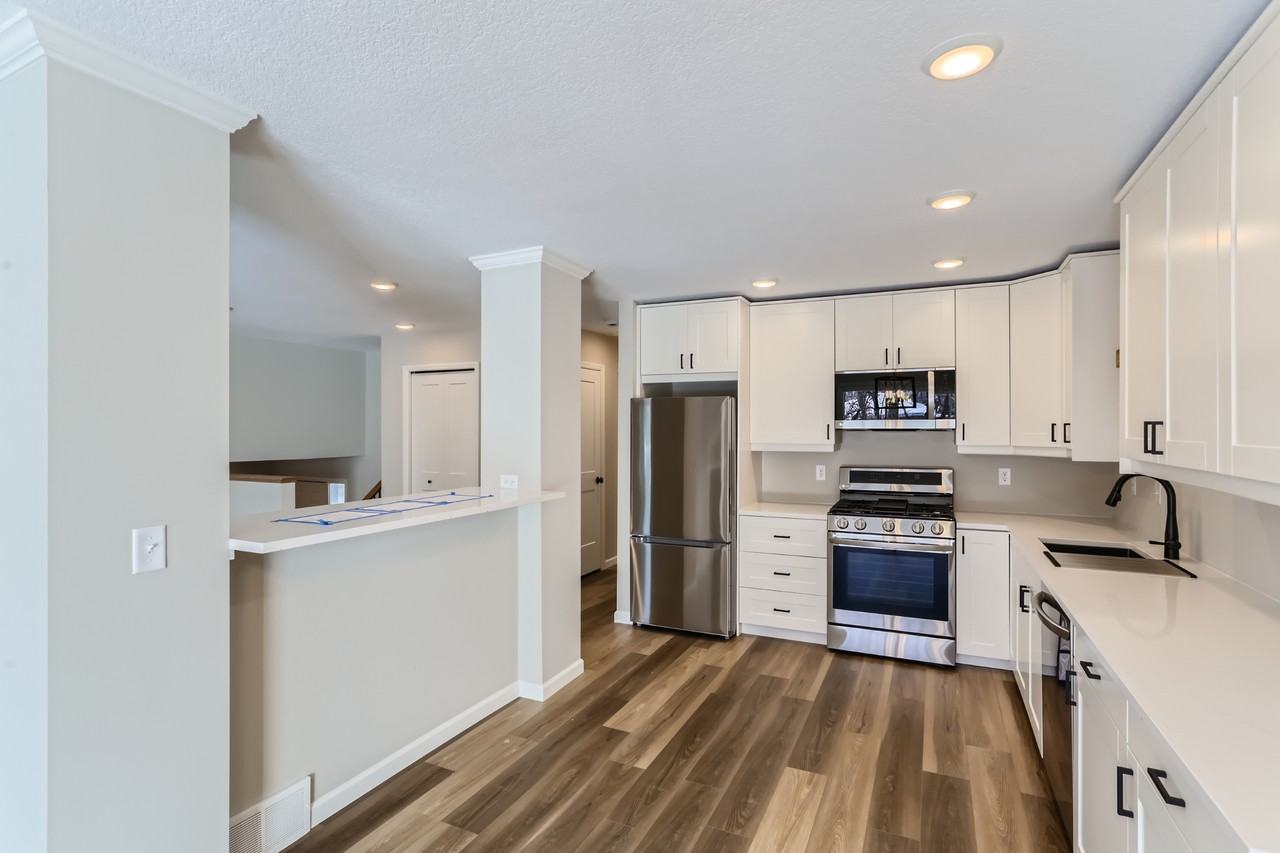 5595 Timber Ln #5597 - Photo 2 of 13