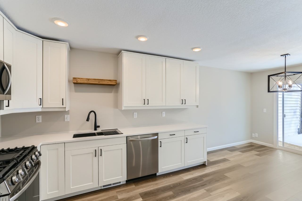 5595 Timber Ln #5597 - Photo 3 of 13