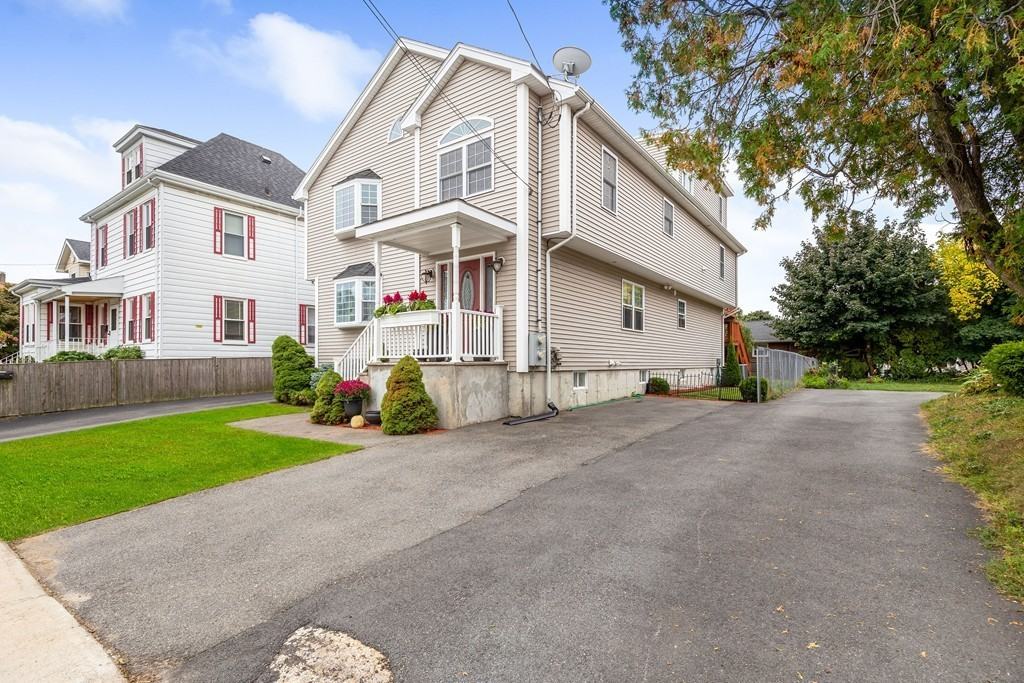 34 Davis St #B - Photo 2 of 40