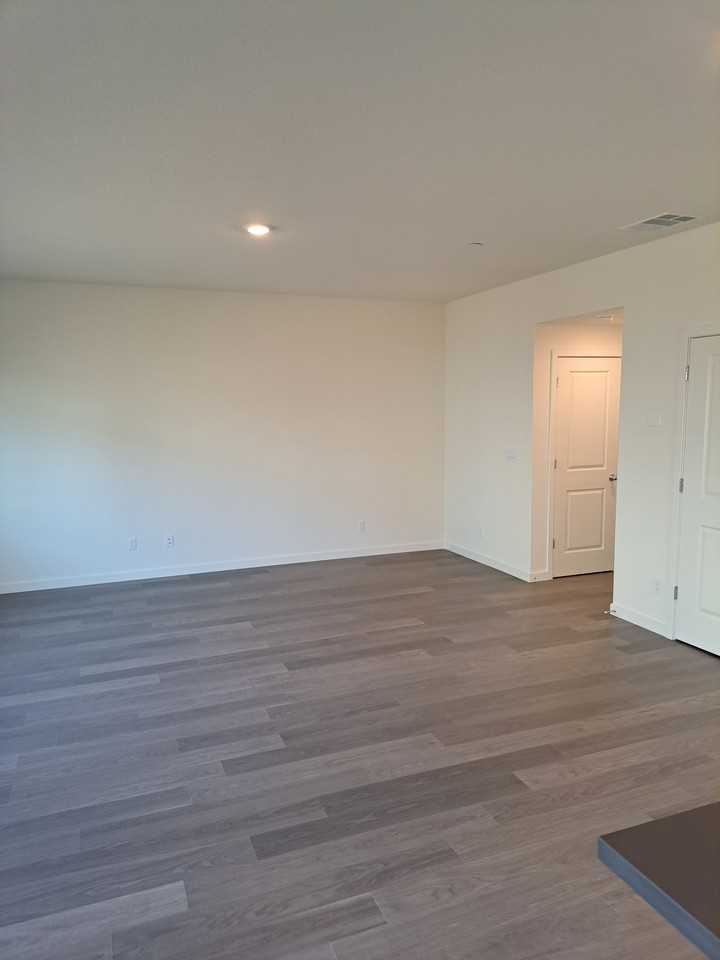 5009 Star Dance Cir #NA - Photo 4 of 24