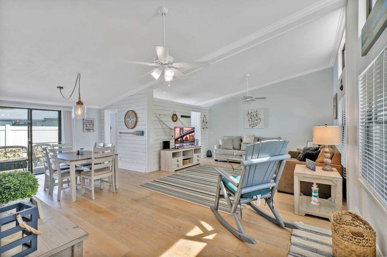 44 Jacaranda Cay Ct #44 - Photo 4 of 26