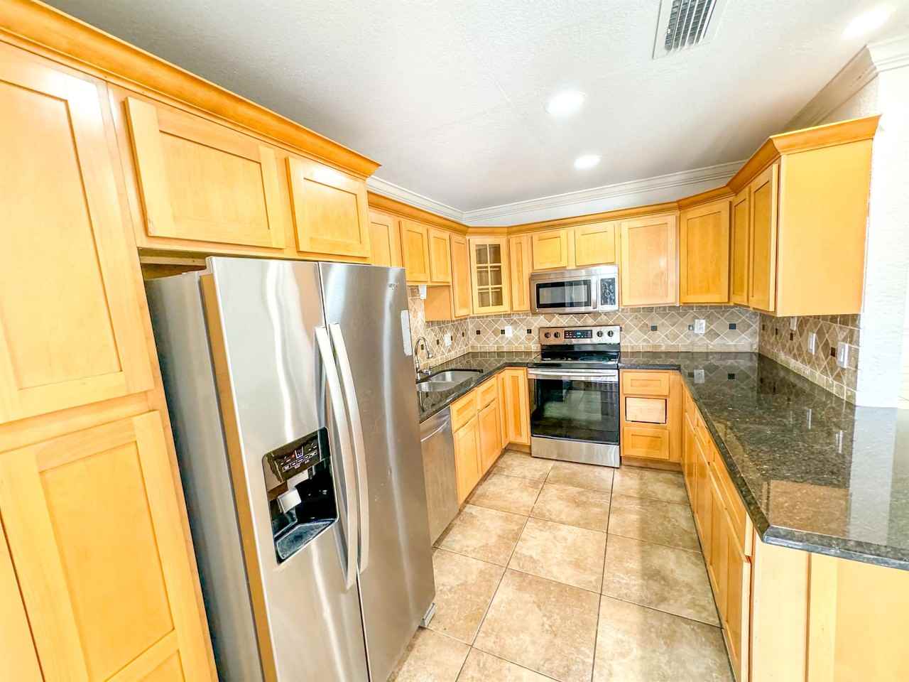 1827 N Congress Ave #1827 - Photo 5 of 18