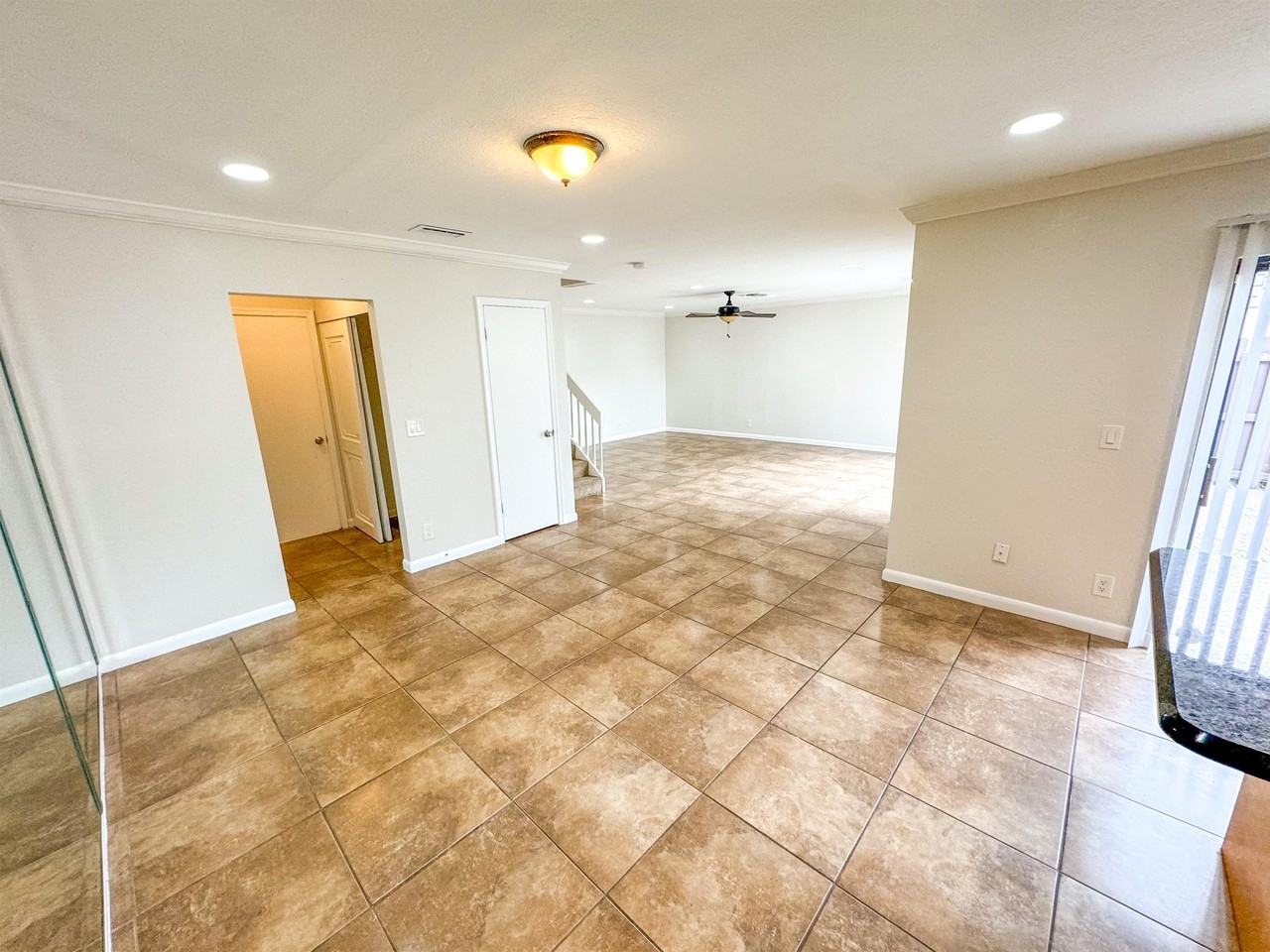 1827 N Congress Ave #1827 - Photo 6 of 18