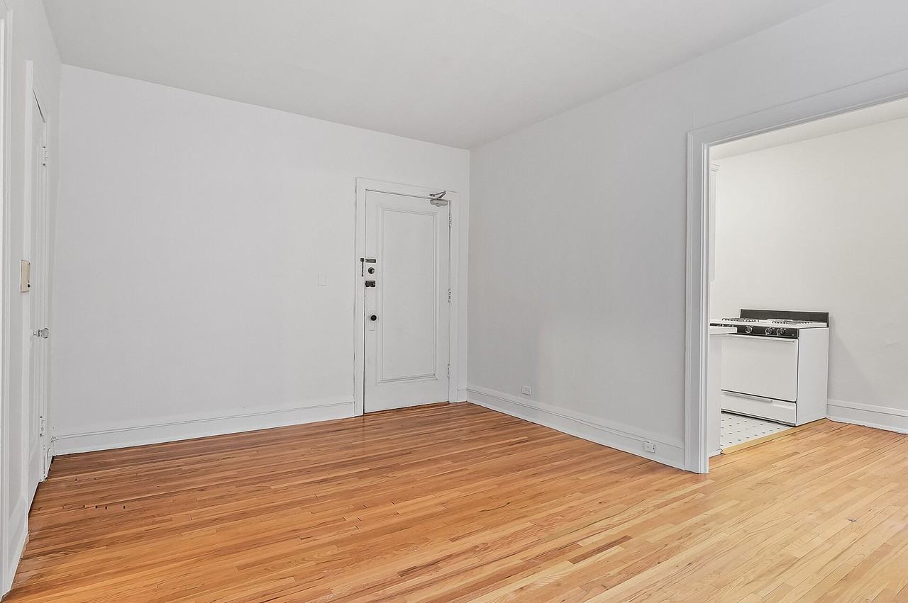 2216 Harriet Ave Apartments | Origen Living - Photo 5 of 13