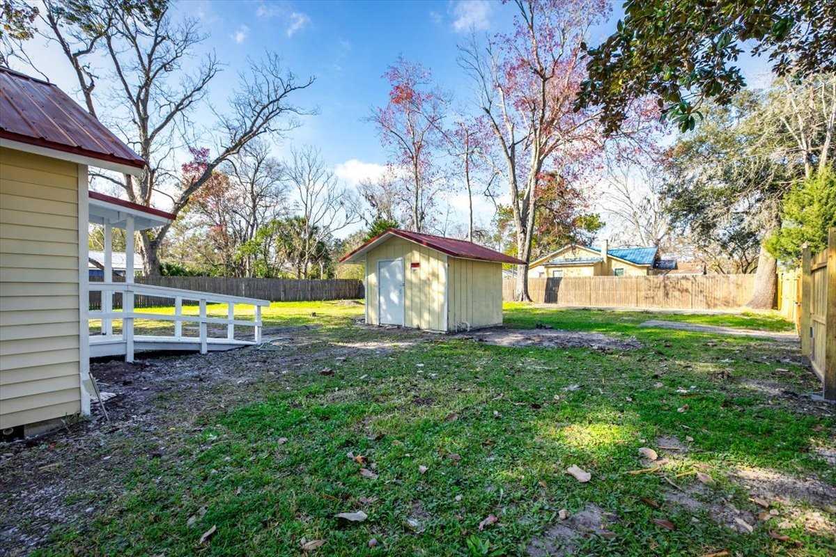 541 New Berlin Rd #NA - Photo 3 of 12