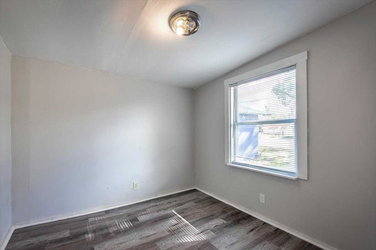 531 New Berlin Rd #NA - Photo 5 of 19