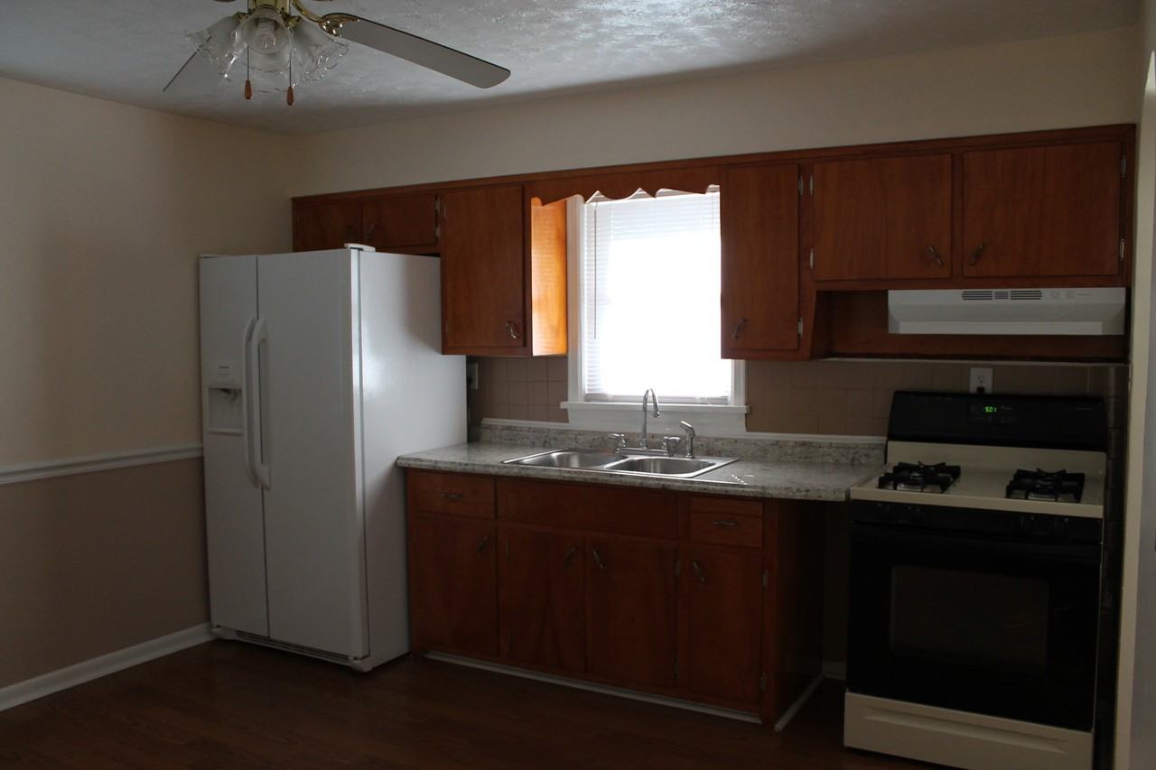 7182 Beechland Ave #NA - Photo 3 of 14
