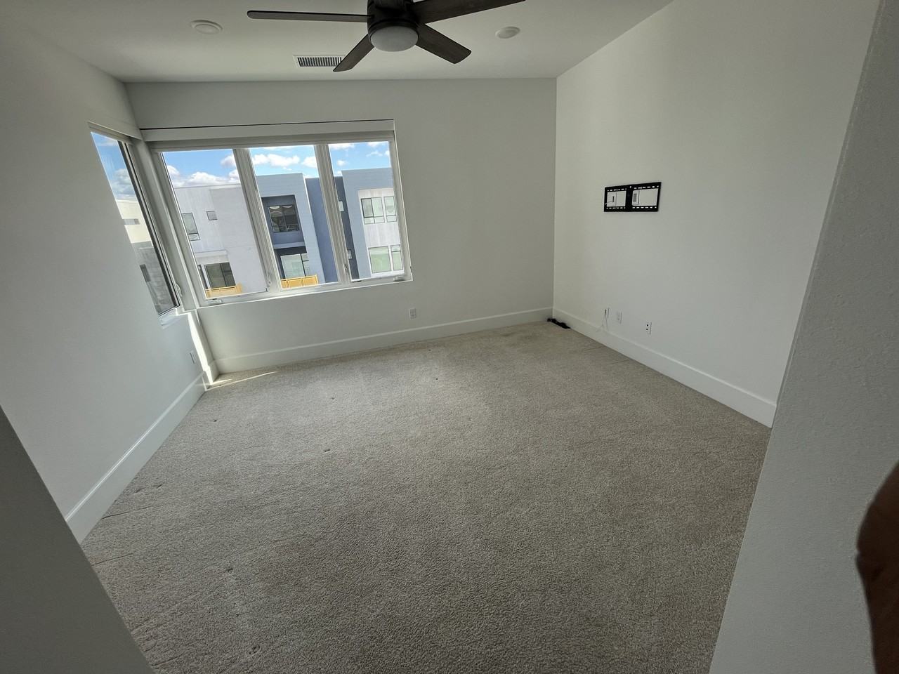 16285 Veterans Way #NA - Photo 4 of 20