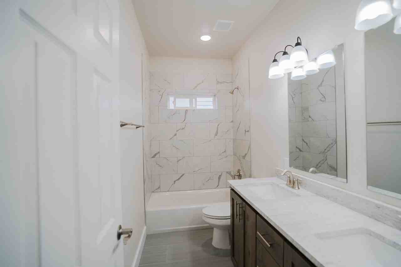 544 K St #2 - Photo 7 of 20