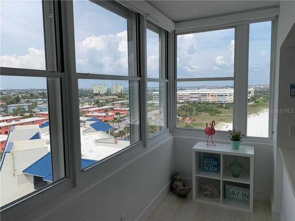 7000 Beach Plz #901 - Photo 4 of 26