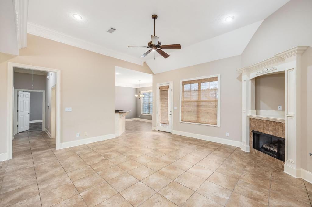 107 Perry Cv - Photo 3 of 19