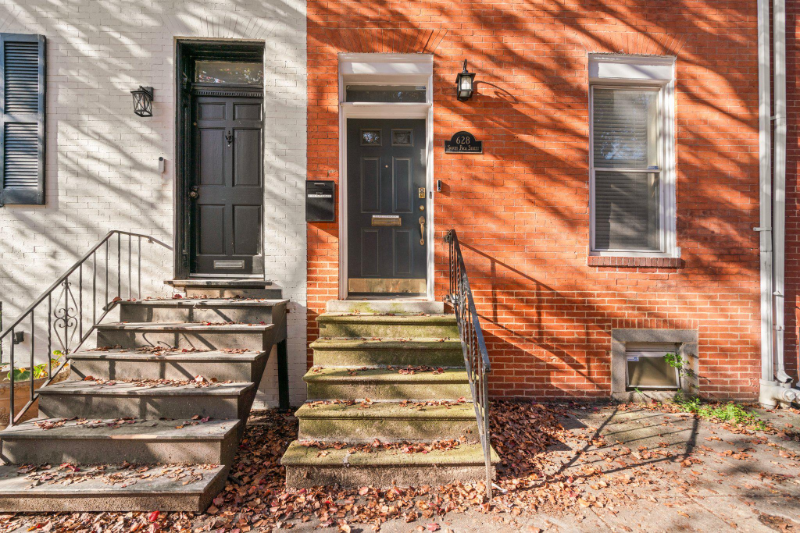 628 S Paca St - Photo 6 of 20