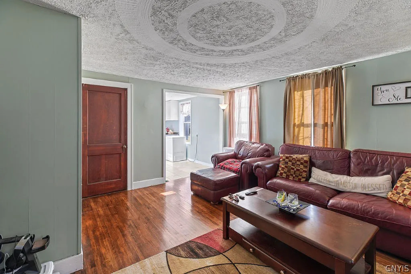 204 Breman Ave - Photo 6 of 27