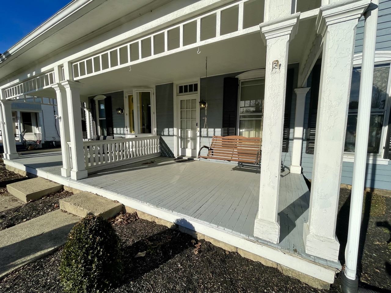 160 1/2 W Mound St #160-1-2 - Photo 2 of 40